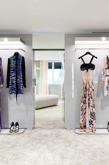 Azzaro reopens its Salon Couture