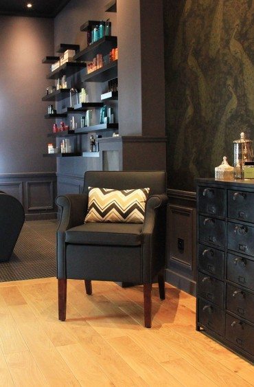 Premier salon de coiffure pour