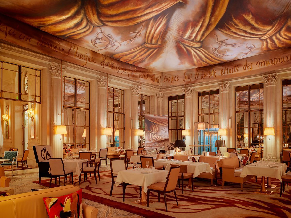 Fine-dining restaurant - Le Dali | Paris Capitale