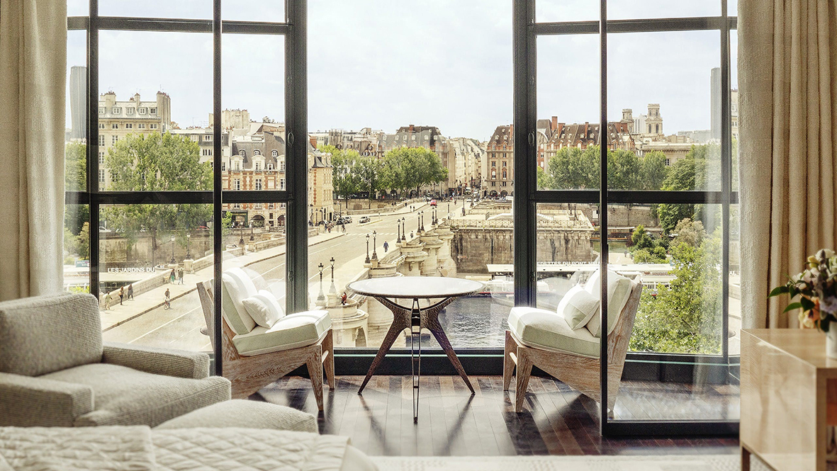 Une balade en première classe | Paris Capitale