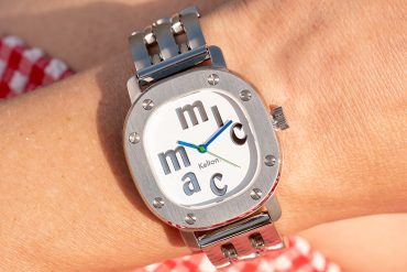 Kelton et Micmac St. Tropez célèbrent l’esprit seventies avec la montre Tictac