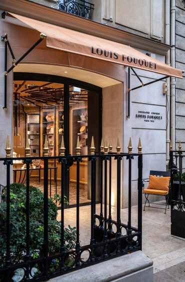 Louis Fouquet, Avenue Montaigne