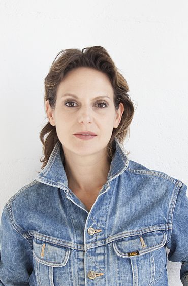 Élodie Navarre, la scène comme prétoire