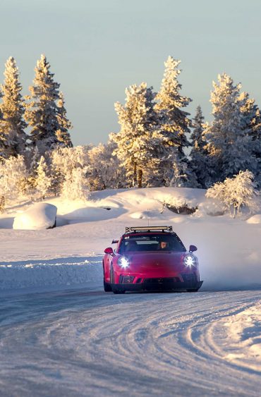 Ice Driving Experience : Un Week-end d’Exception avec X-1 Jets