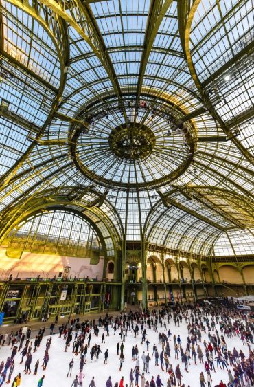 La plus grande patinoire intérieur au monde au Grand Palais