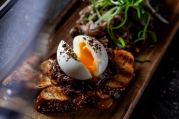 Le brunch végétarien de Tékés à la conquête du Sentier