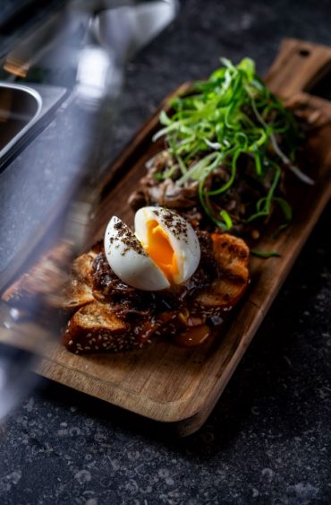 Le brunch végétarien de Tékés à la conquête du Sentier