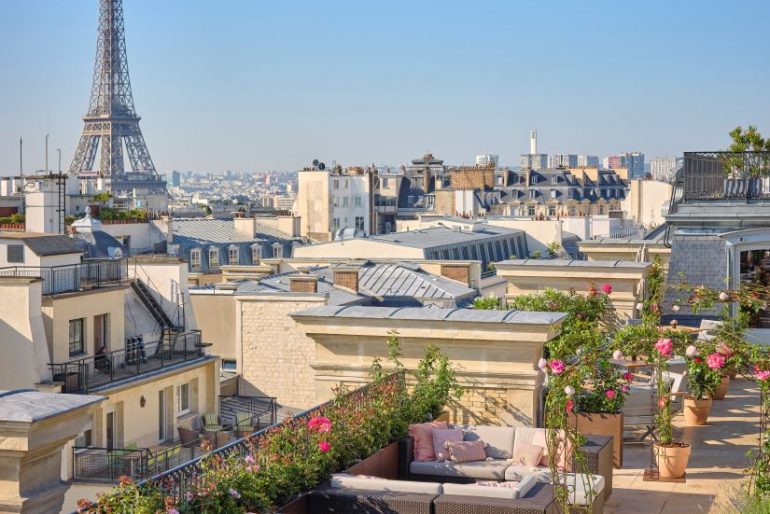 Rooftop Peninsula Paris