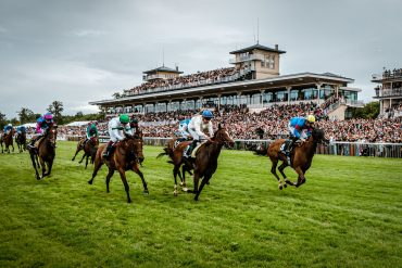 Prix de Diane Longines : equestrian elegance and tradition