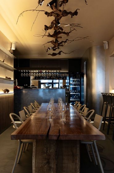 Une cave à manger nouvelle génération à Bastille