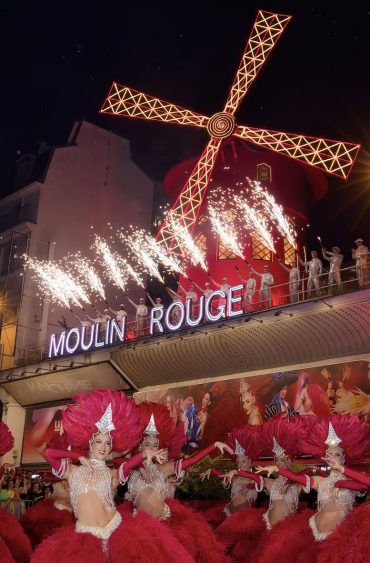 Les ailes du Moulin Rouge reprennent leur envol