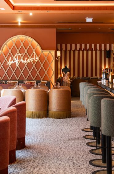 Frivole, le restaurant qui réveille le Triangle d’Or