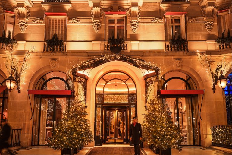 Que la fête commence au Plaza Athénée