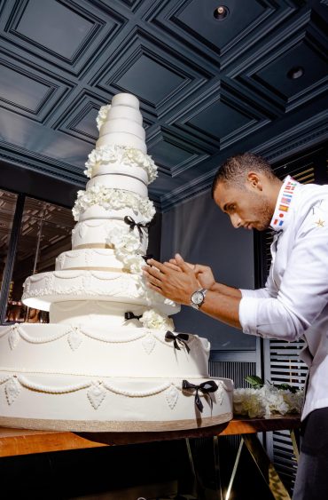 At Home, le nouvel écrin de Yazid Ichemrahen