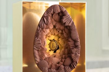 Ladurée, l’Œuf en fleur