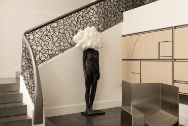 L’appartement singulier de Karl Lagerfeld s’ouvre à la privatisation