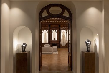 Stéphane Rolland ouvre sa maison de haute couture dans le Triangle d’or