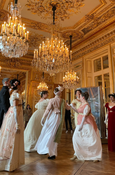 L’hôtel de la Marine vibre au rythme des bals d’époque