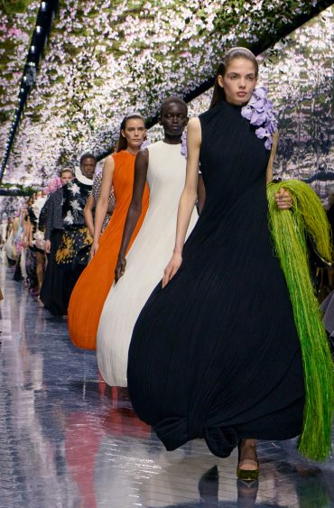 A new grammar for Dior