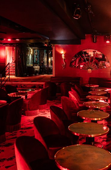 Nonsense réinvente la nuit Montmartroise