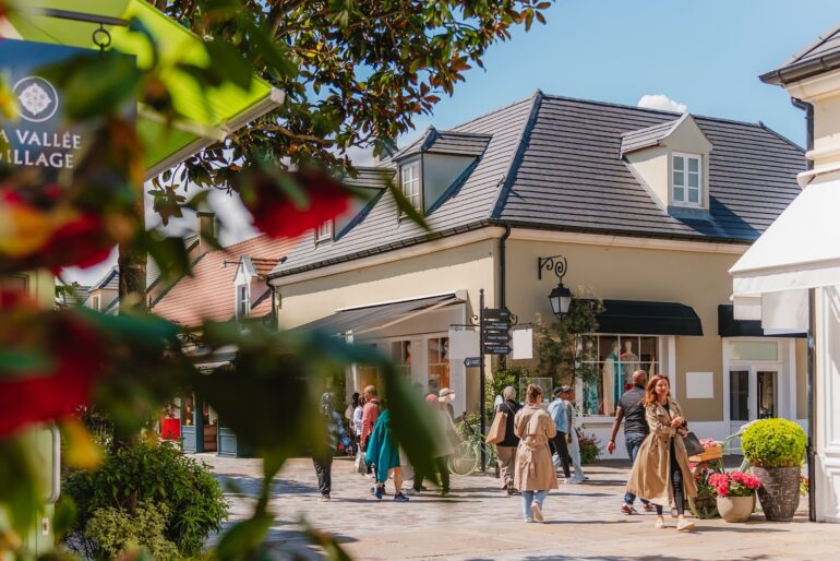 À la Vallée Village, un été entre sport et style