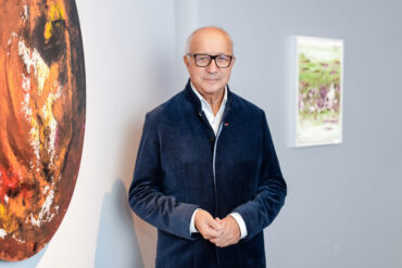 Laurent Fabius expose sa peinture à Paris