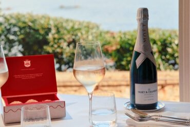 La Tarte Tropézienne signe l’accord sucré de l’été avec Moët & Chandon