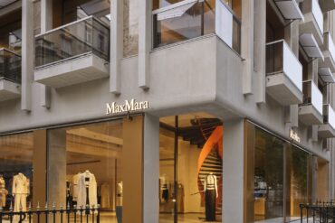 Max Mara prend ses quartiers sur l’avenue Montaigne