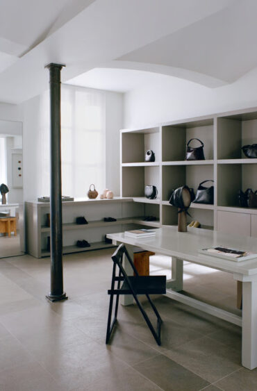 Lemaire installe sa nouvelle boutique au Palais-Royal