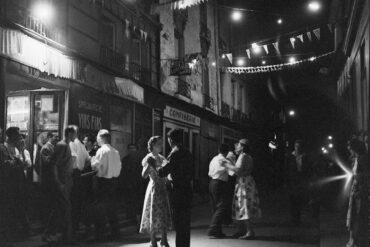 Galerie Roger-Viollet : Paris by night