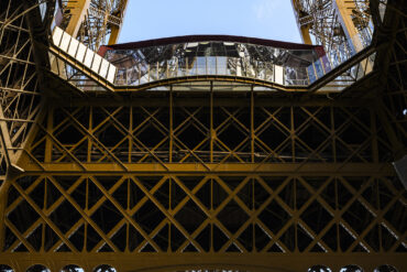 Mk2 envoie la tour Eiffel au Paradis(o)