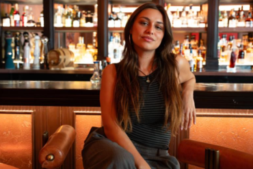 Aurore Guez fait entendre Les Voix de l’Hôtel à Maison Delano Paris